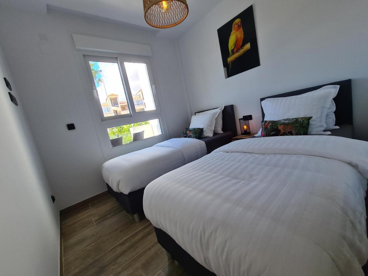 Residence Bali Τορεβιέχα Εξωτερικό φωτογραφία